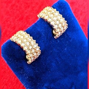 🟡FASHION BRIDAL PAVE ENCRUSTED CRYSTAL HALF DOME CLIP ON EARRINGS GOLD